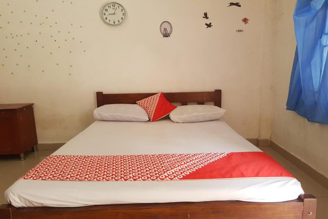 פמטנגסיאנטר Oyo 91647 Sanina Residence מראה חיצוני תמונה