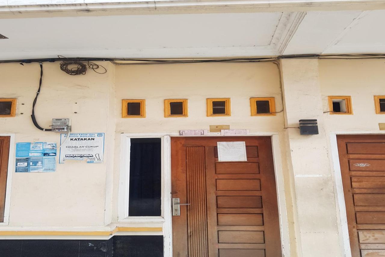 פמטנגסיאנטר Oyo 91647 Sanina Residence מראה חיצוני תמונה