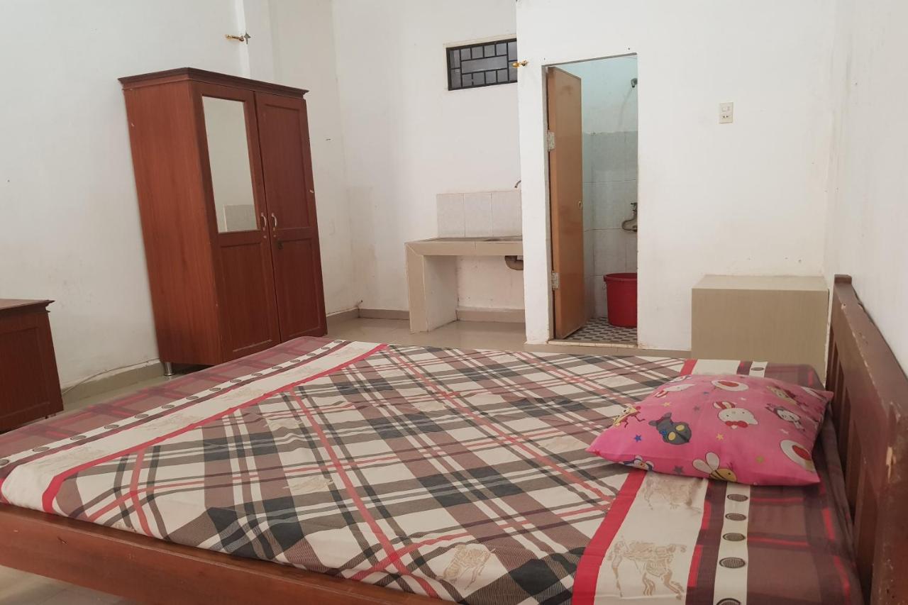 פמטנגסיאנטר Oyo 91647 Sanina Residence מראה חיצוני תמונה