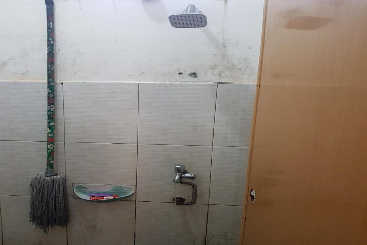 פמטנגסיאנטר Oyo 91647 Sanina Residence מראה חיצוני תמונה